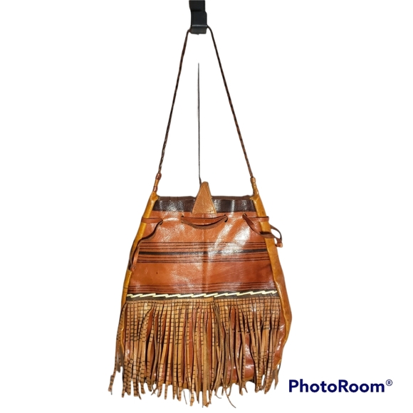 Vintage Ghana Shoulder Handbag, Fringe, bucket style - Picture 3 of 7